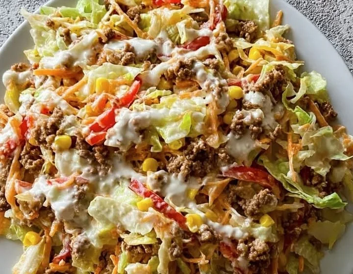 Bunter Hackfleisch-Salat