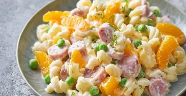 Nudelsalat mit Mandarinen, ein frischer und fruchtiger Salat