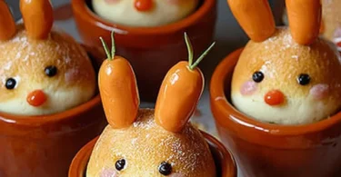 Osterhasen in Blumentöpfen für fröhliche Osterdekoration