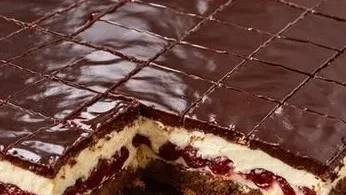 Leckerer Schneewittchenkuchen mit zarter Zutatenkombination