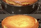 Ein köstlicher 15-Minuten-Käsekuchen serviert auf einem Teller.