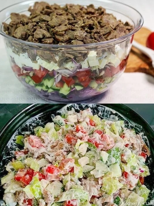 Leckerer Döner Salat mit frischem Gemüse und würzigem Fleisch