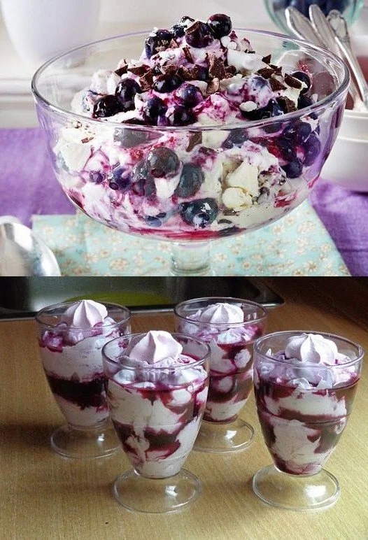 Blaubeer-Dessert