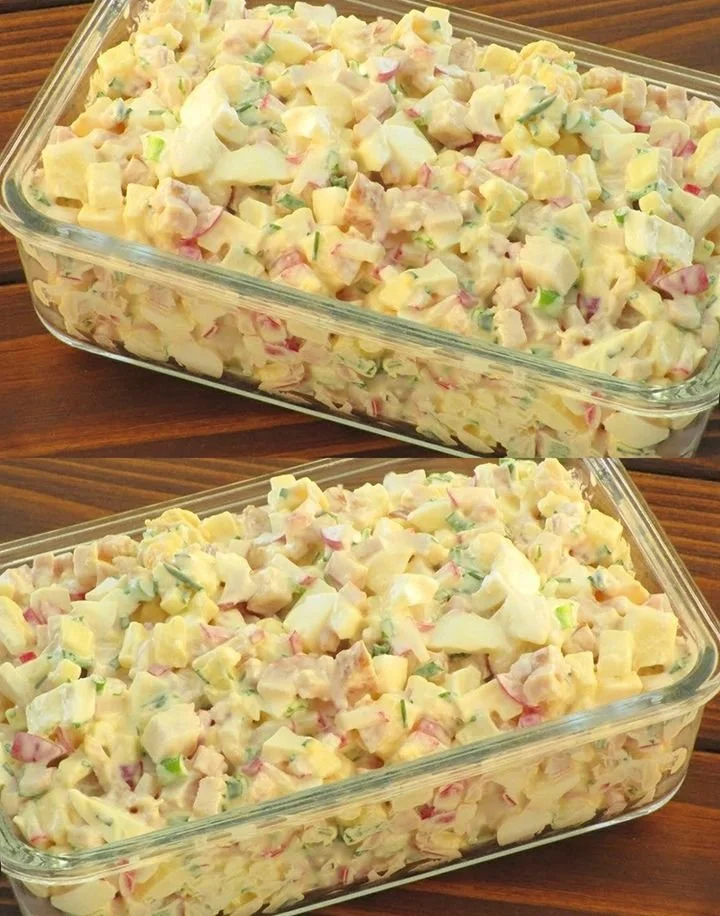 Eiersalat aus DDR-Zeiten auf einem Teller serviert