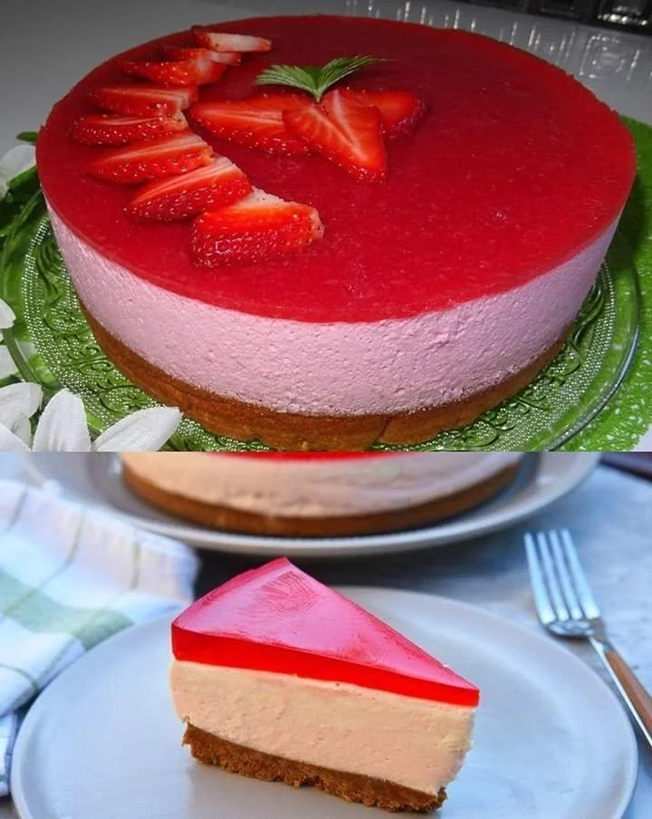 Erdbeermousse Torte mit frischen Erdbeeren und Sahne-Topping