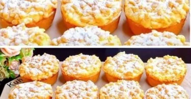 Fantastische Streuselmuffins mit Quark auf einem Teller