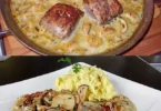 Schweinefilet in cremiger Senfsauce serviert auf einem eleganten Teller