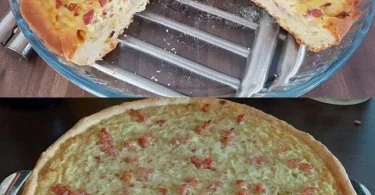 Zwiebelkuchen auf einem Herbstmarkt mit frischen Zutaten