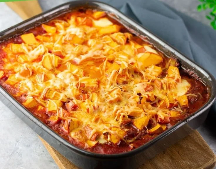 Low Carb Kürbis-Hack-Auflauf für eine gesunde Herbstmahlzeit